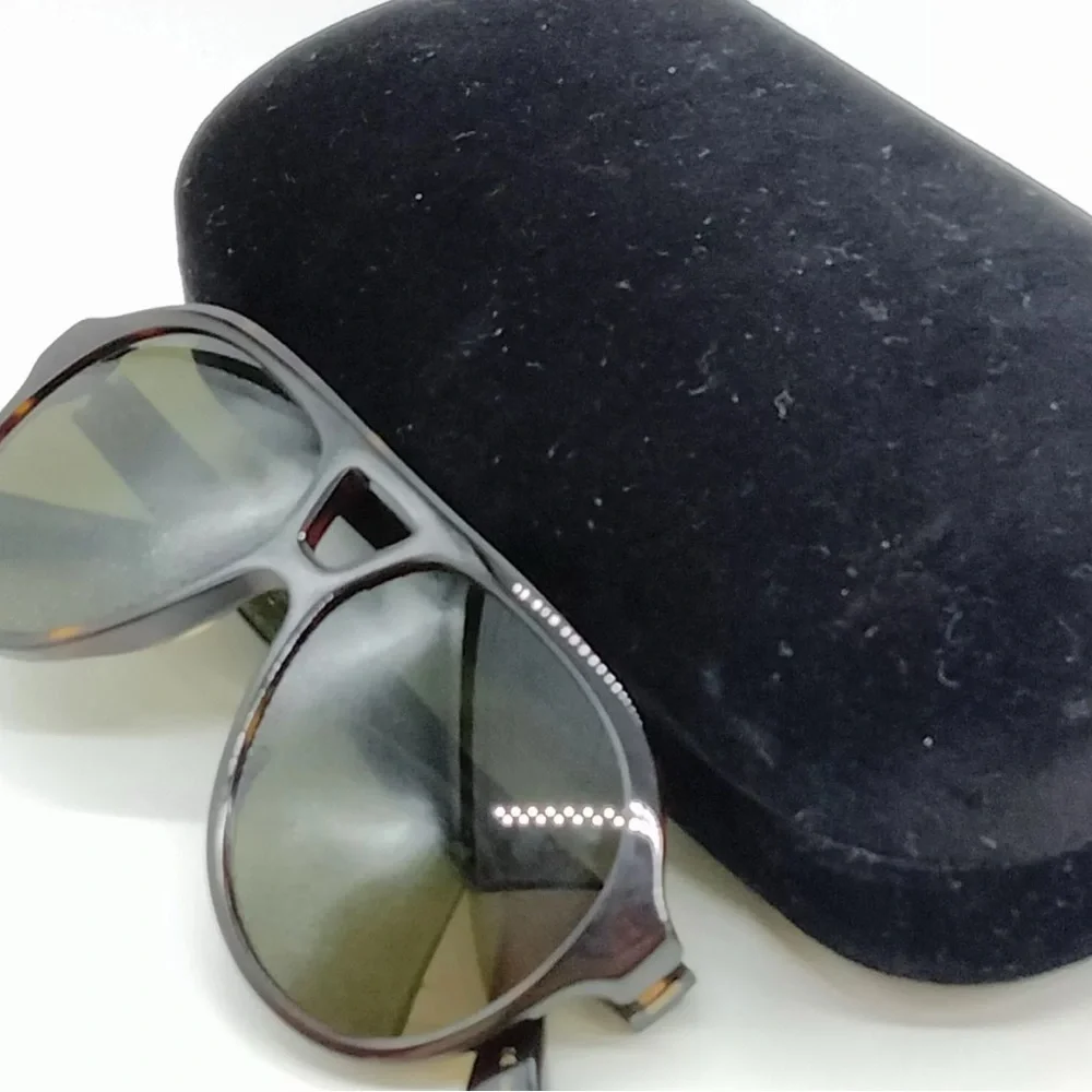 Authentic Gucci Sunglasses GG0159S Women's Browns - Picture 2 of 7